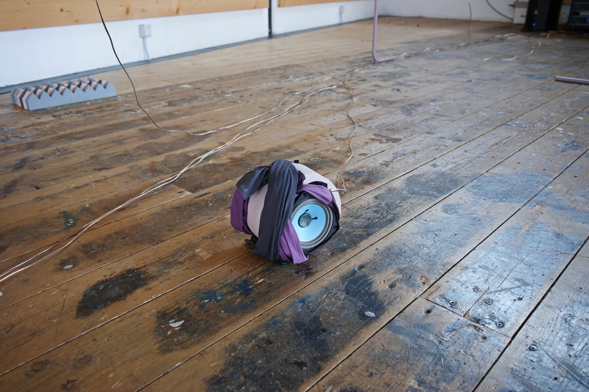 speaker, pigmented Jesmonite, copper audio cables, Polyester fabric